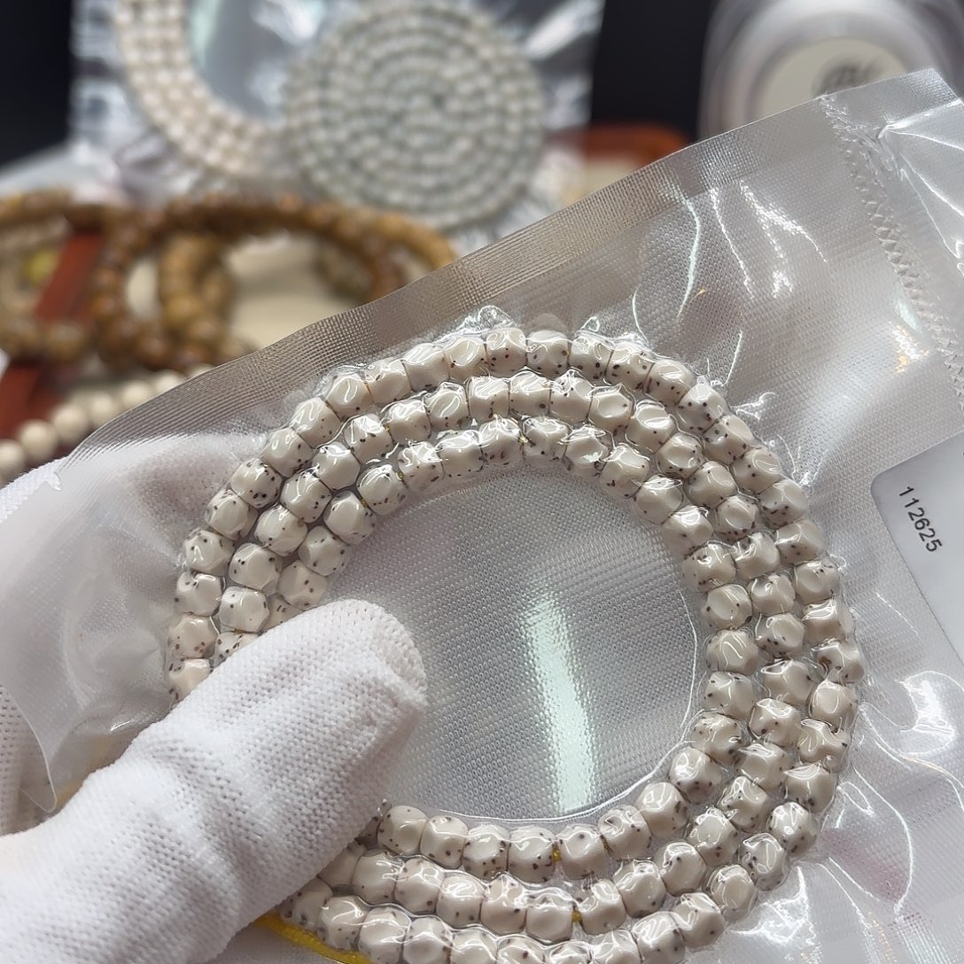 星月菩提吊坠113梵天骨瓷白6数星星无相108