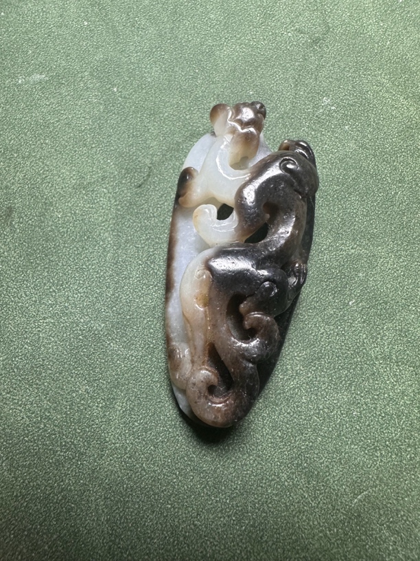 和田玉龙鸡心佩挂件