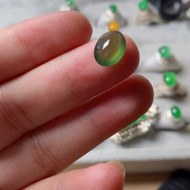 翡翠戒指未镶嵌翡翠冰种