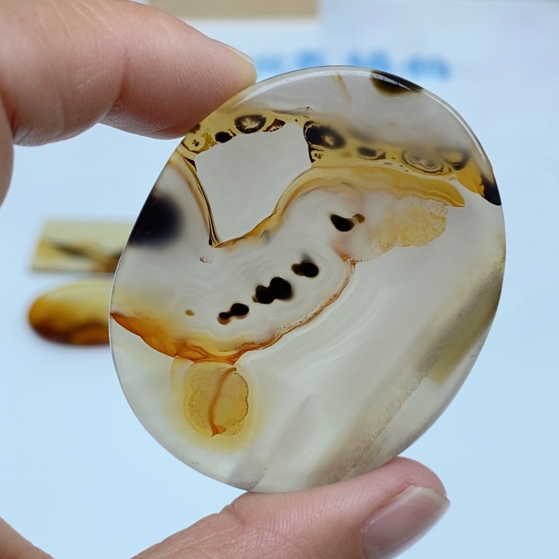 玛瑙/玉髓未镶嵌珠宝半成品