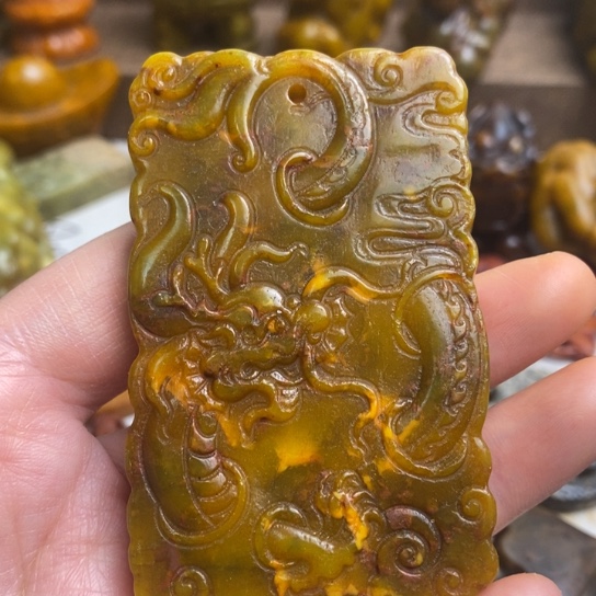 蛇纹石玉未镶嵌颈饰135