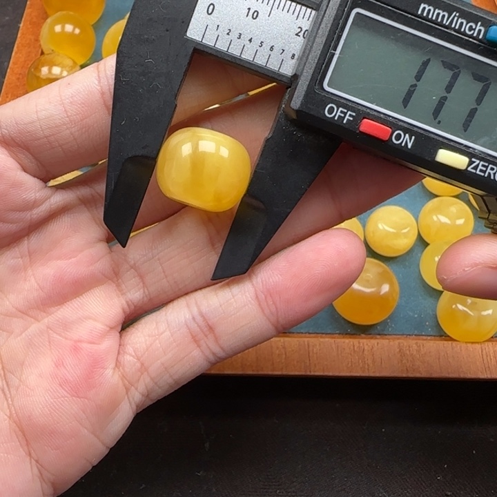 蜜蜡未镶嵌珠宝奇石天然235