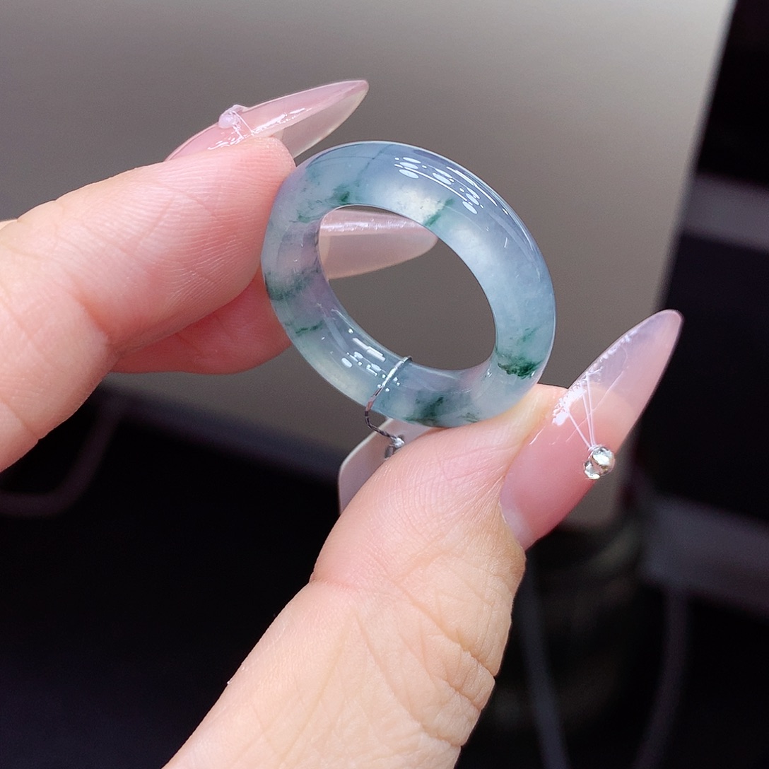 翡翠戒指未镶嵌19.20号