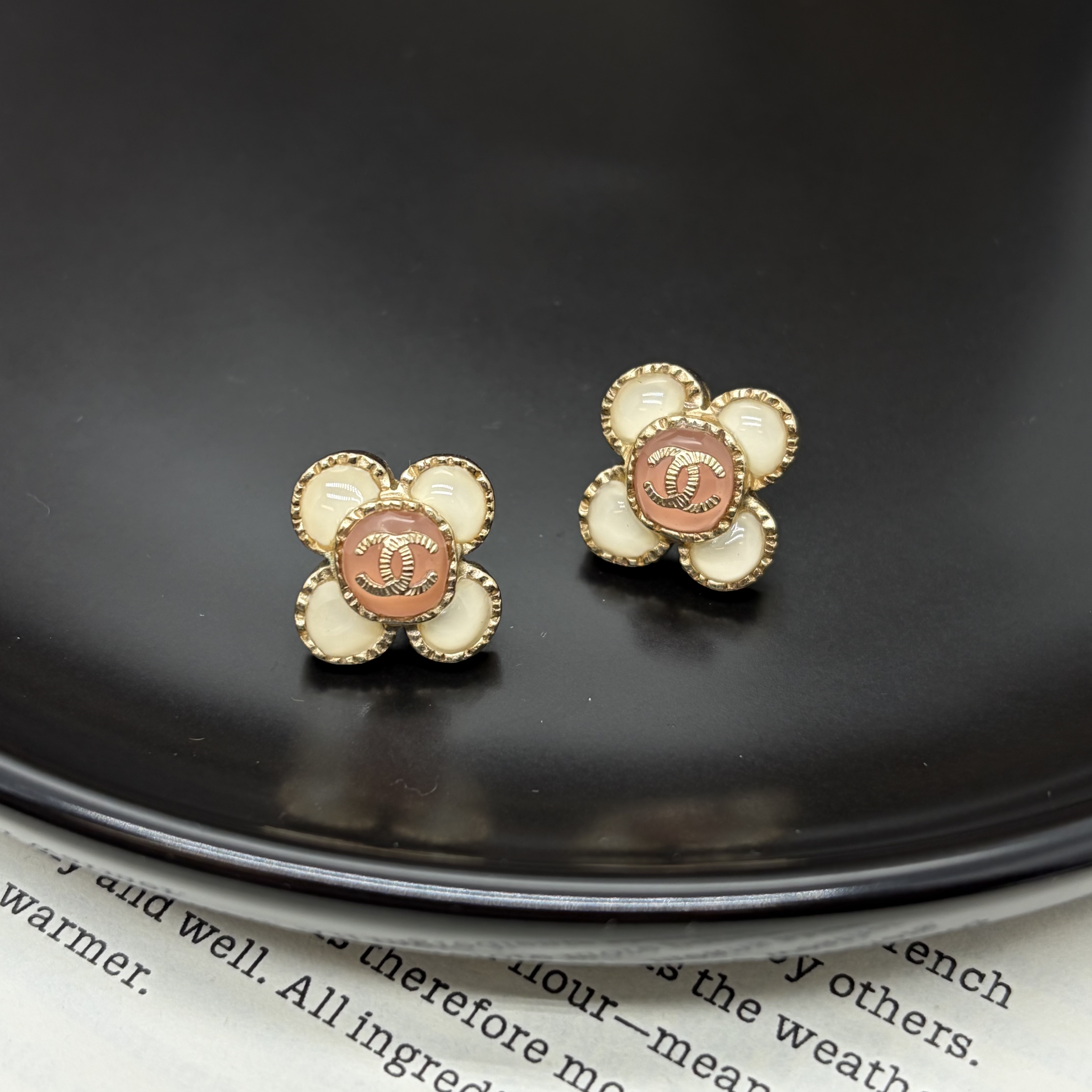 95新 Chanel/香奈儿 香奈儿粉色双c耳钉/x07196