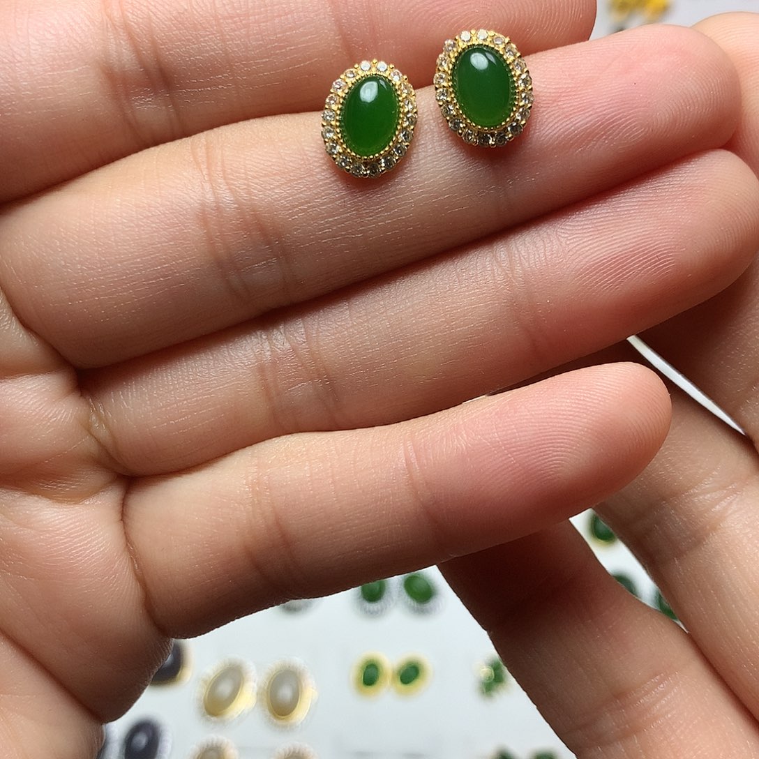 银S925镀金镶嵌和田玉（碧玉）耳饰