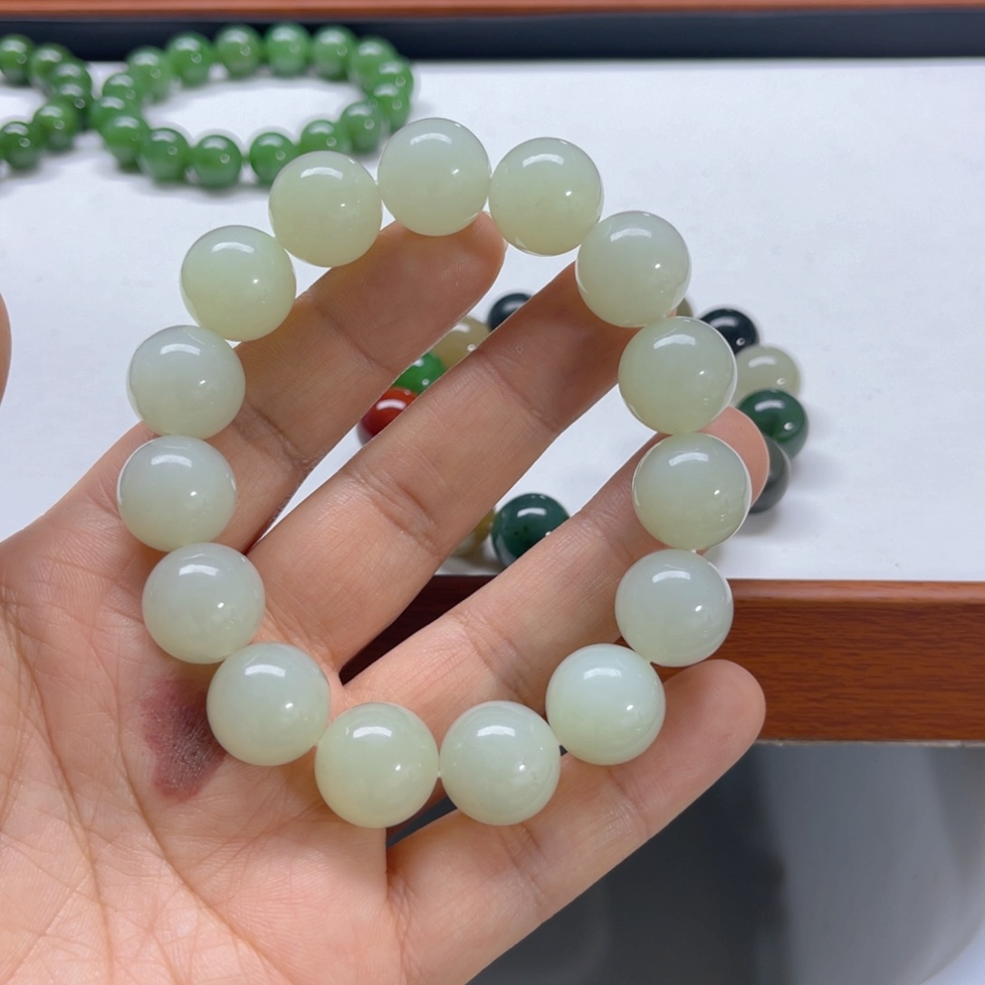 未镶嵌手链和田玉