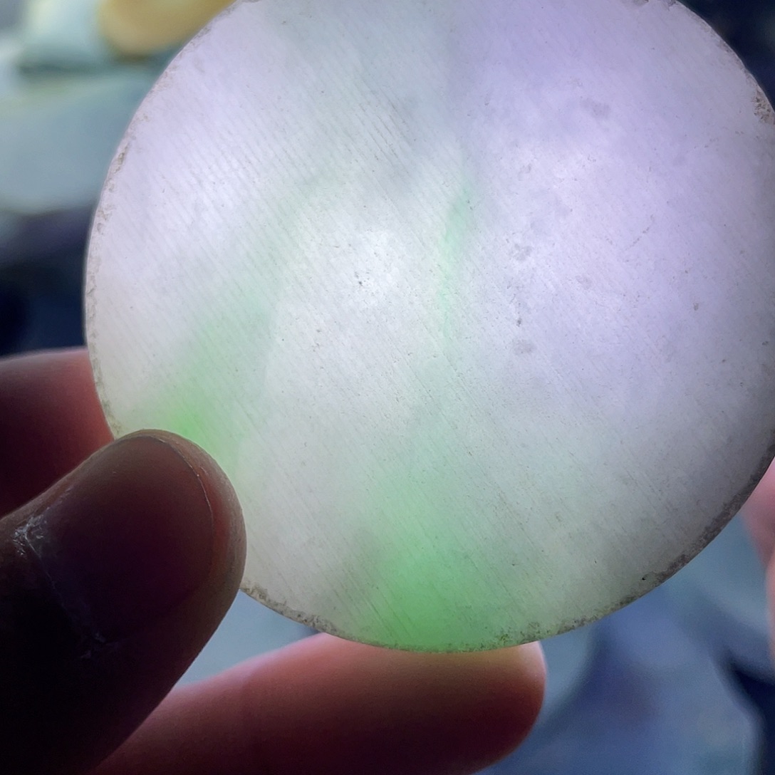 翡翠颈饰未镶嵌毛料90