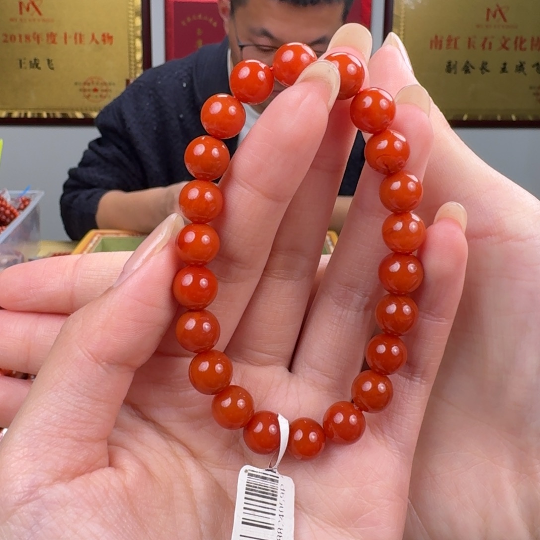 ****笑南红玛瑙未镶嵌手链9mm柿子红