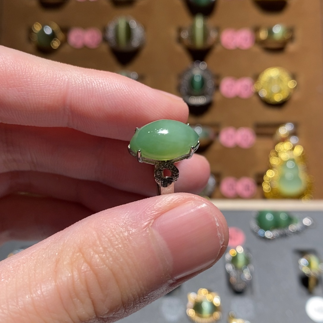 和田玉未镶嵌戒指