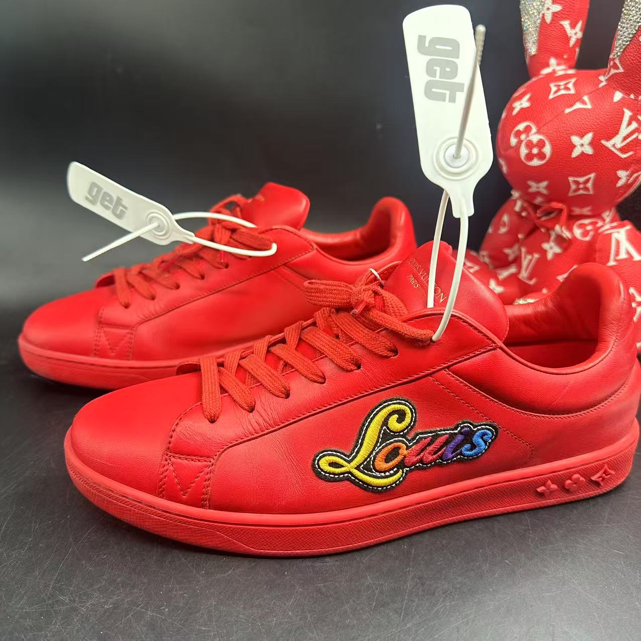 95新 LouisVuitton/路易威登 男士休闲时尚红色板鞋41欧码ddm1909