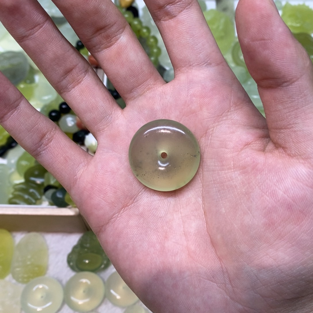 岫玉未镶嵌吊坠(不含链)两单包邮