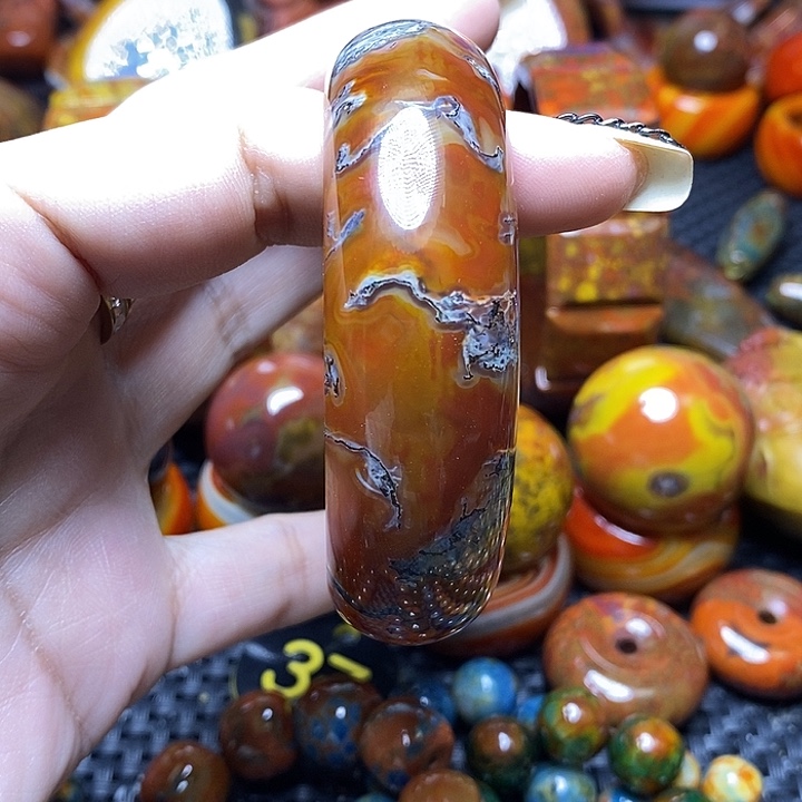 用***浪玛瑙/玉髓未镶嵌手链