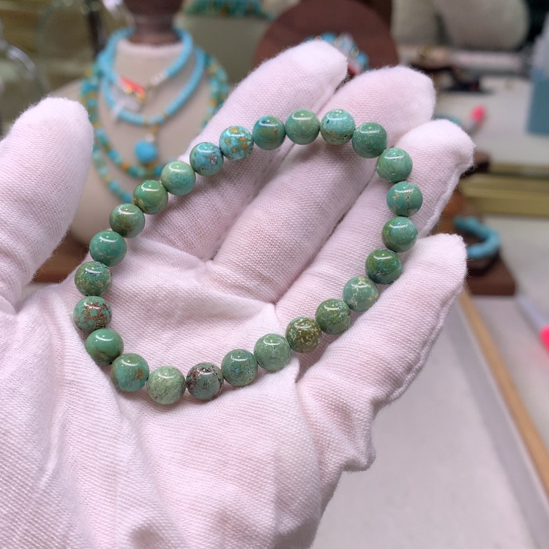 绿松石配饰未镶嵌