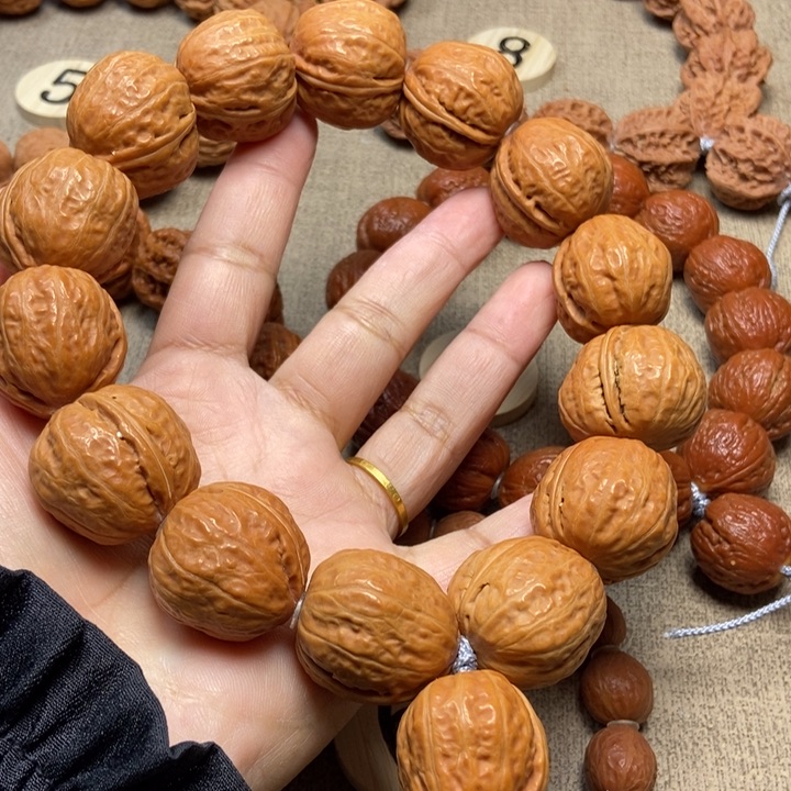 文玩核桃吊坠水晶蛤蟆