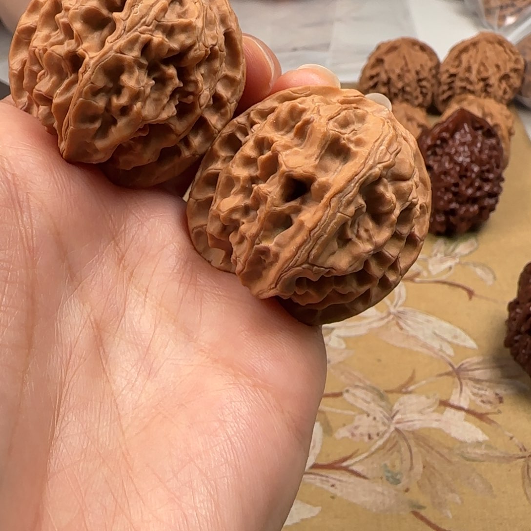 文玩核桃吊坠山地苹果38-29