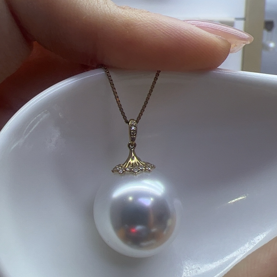 淡水珍珠吊坠(赠链)18K金镶嵌