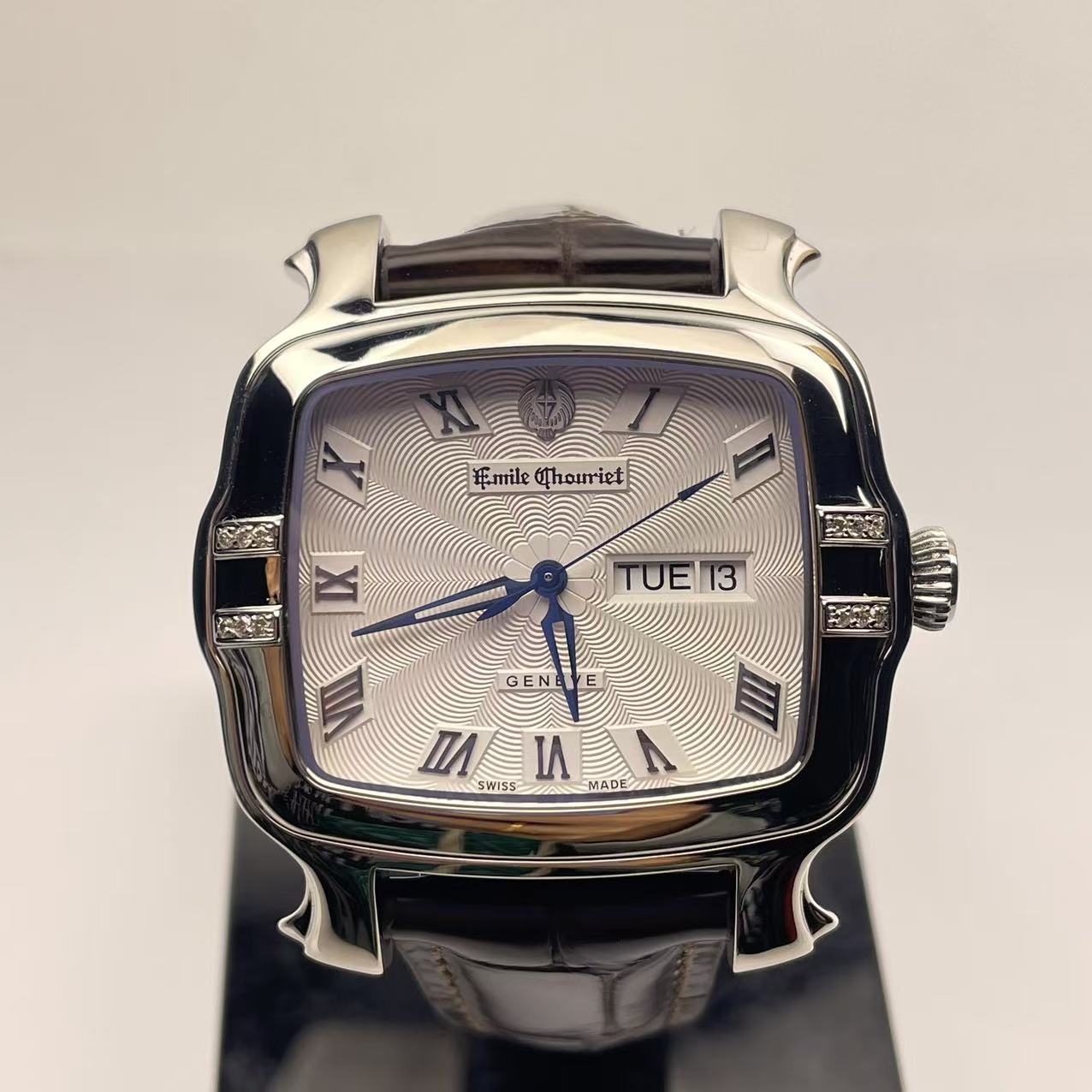 99新 EmileChouriet/艾米龙 明珠系列/自动机械/43.2*35mm/9582