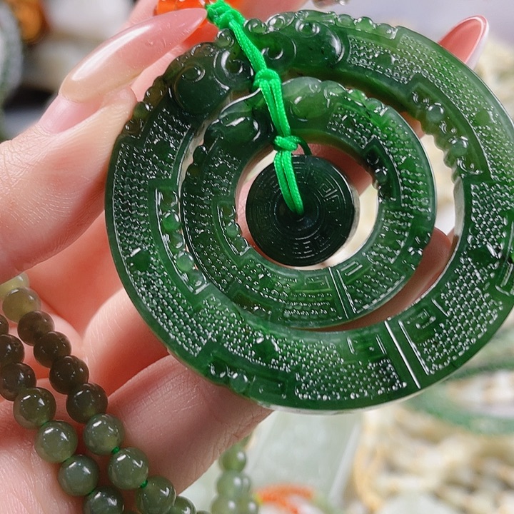 未镶嵌和田玉挂件