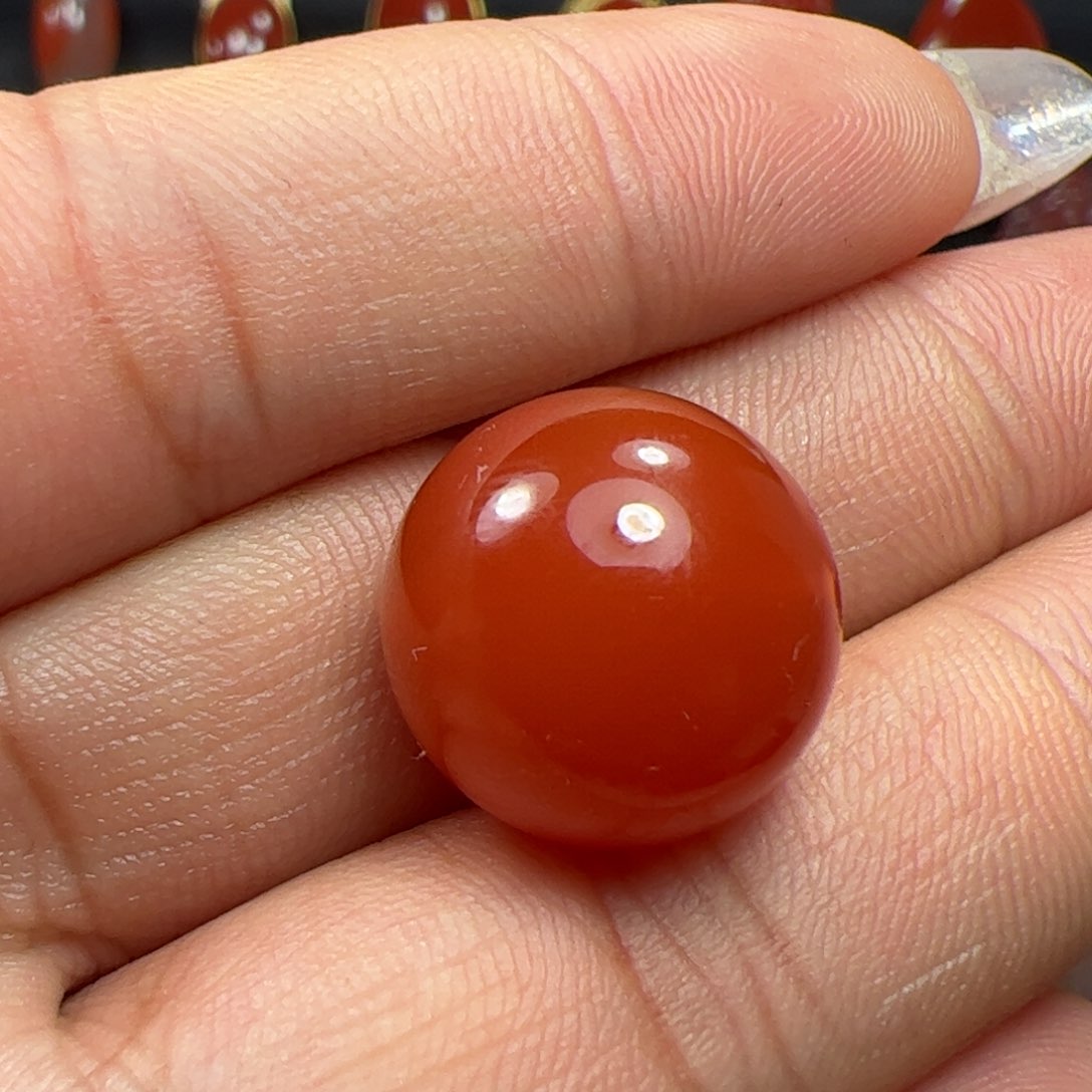 南红玛瑙珠子未镶嵌山**7