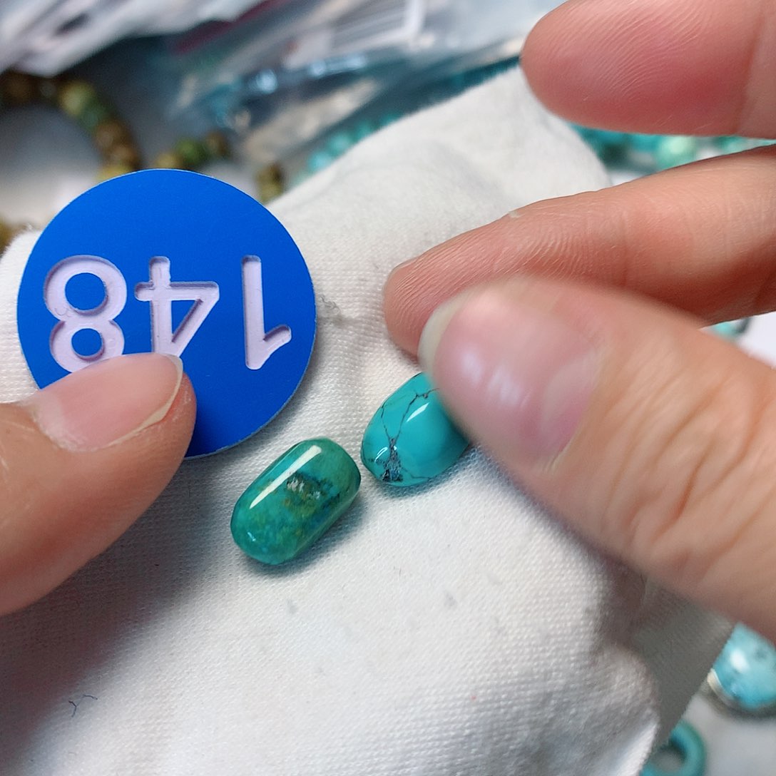 南红玛瑙未镶嵌珠宝奇石