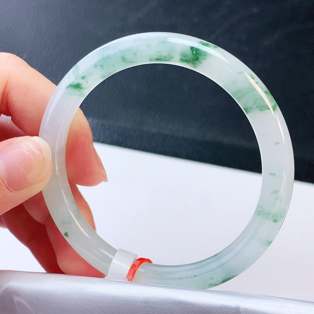 未镶嵌手镯翡翠54圈