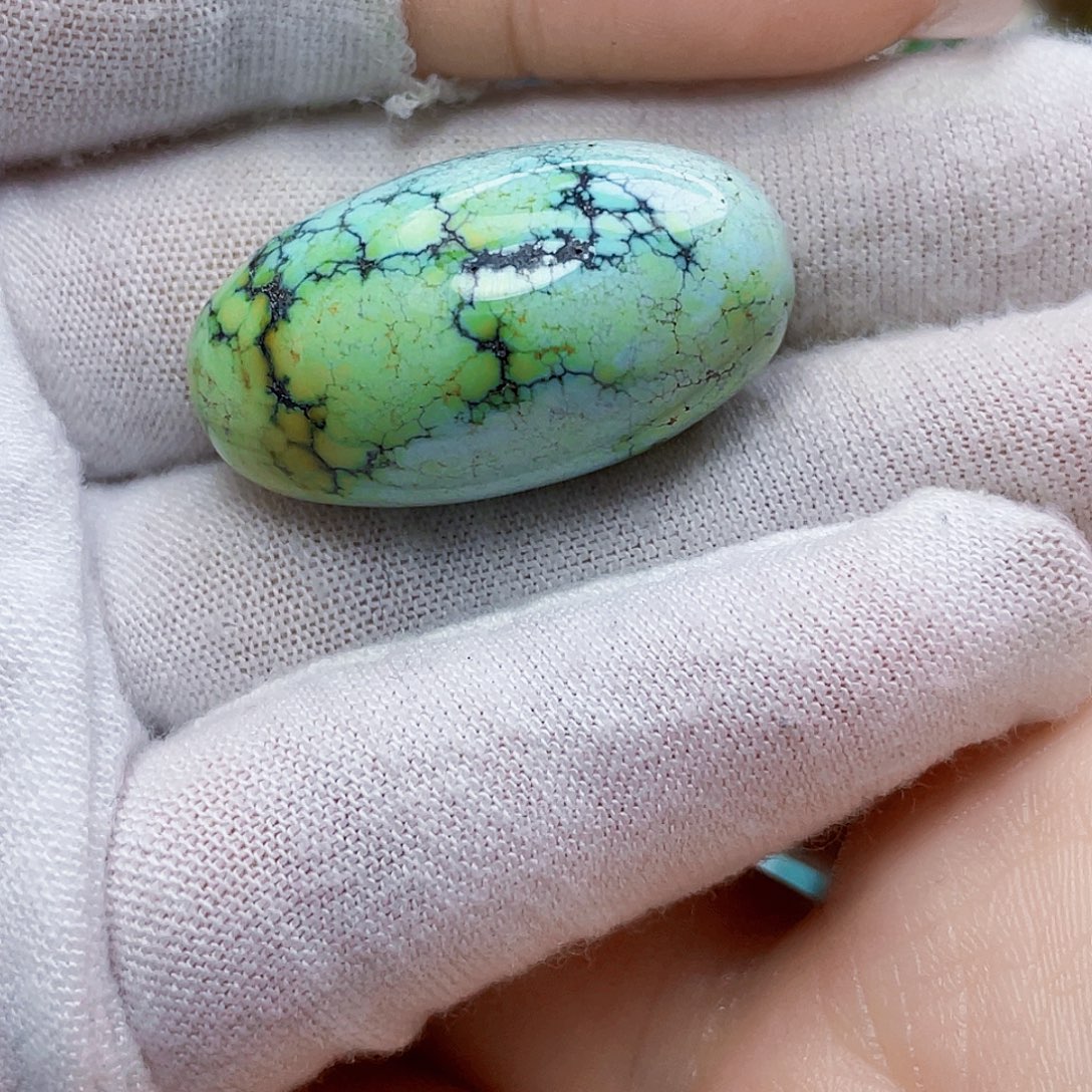绿松石未镶嵌饰品