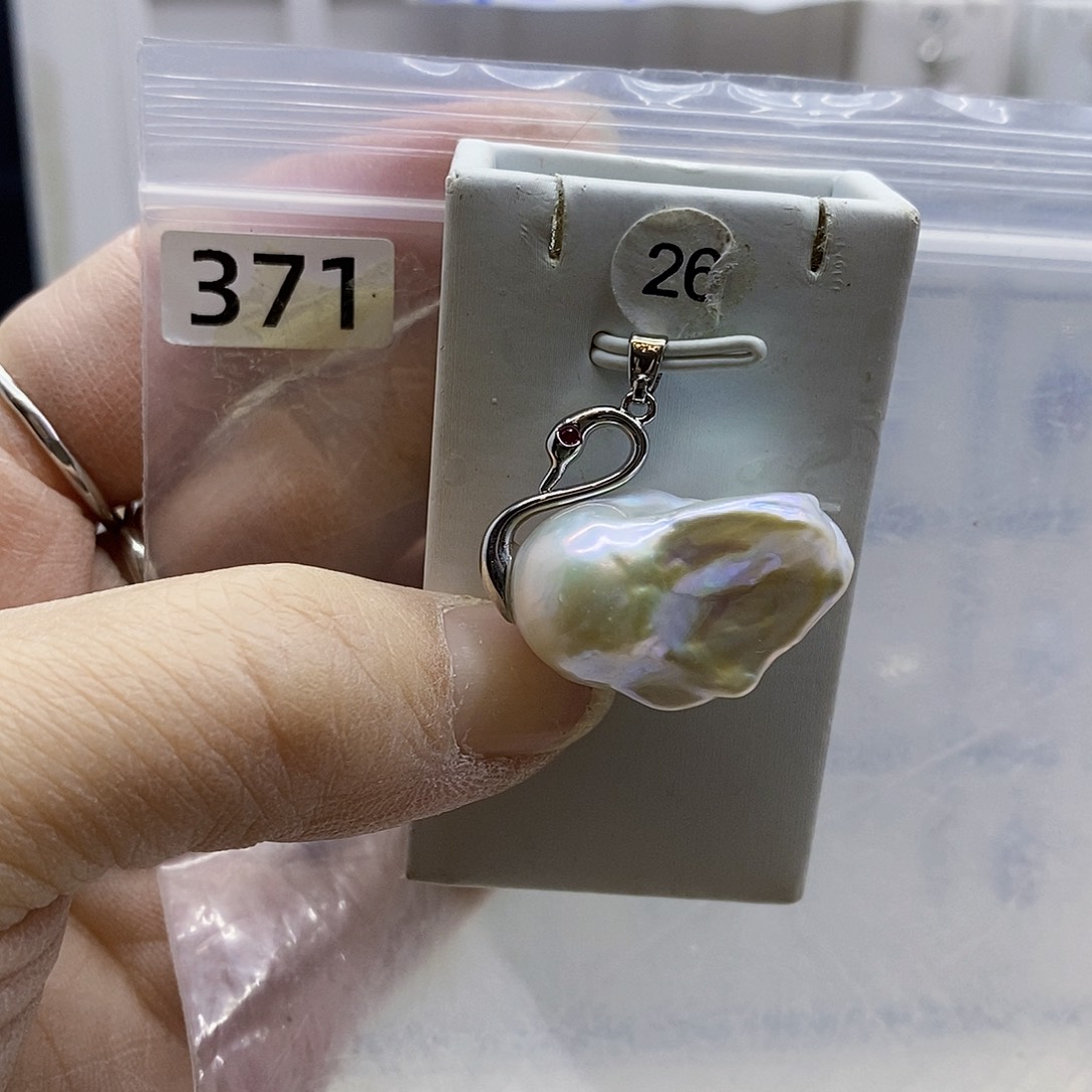 颈饰合金淡水珍珠