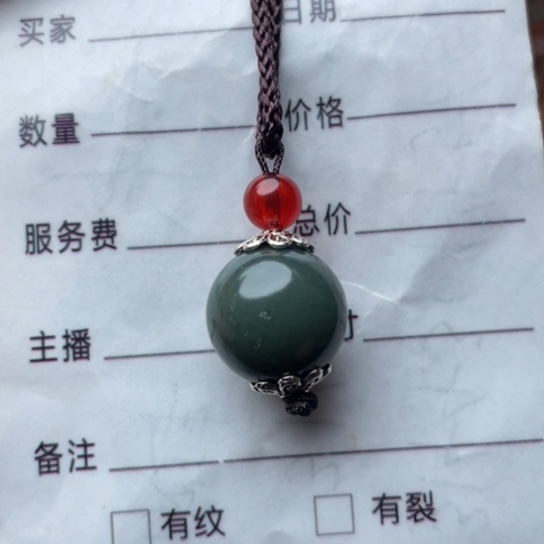 和田玉挂件未镶嵌东****练