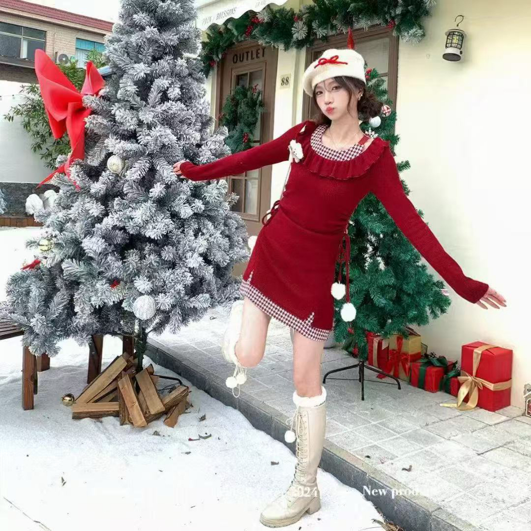 【莹莹推荐】圣诞初雪甜欲风红色连衣裙女冬季新年穿搭露肩针织短裙