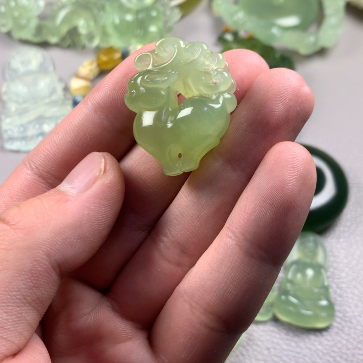 【闪购商品】蛇纹石玉未镶嵌岫玉