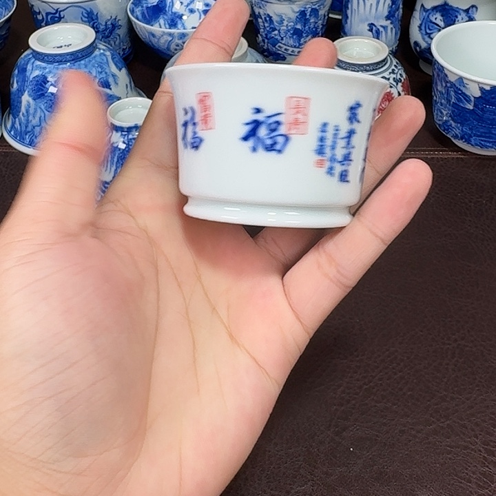 现代景德镇陶瓷杯