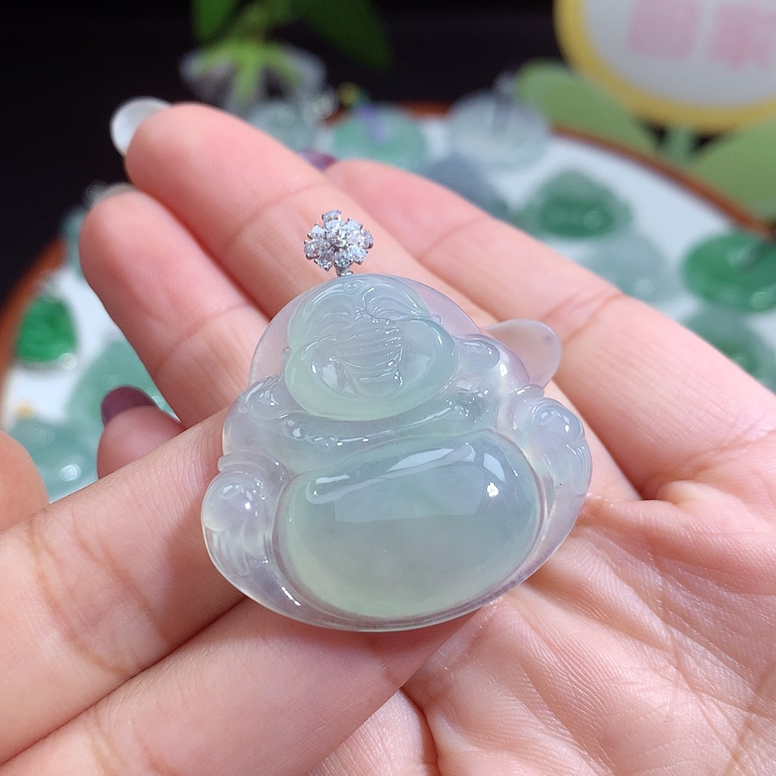 翡翠未镶嵌颈饰佛公