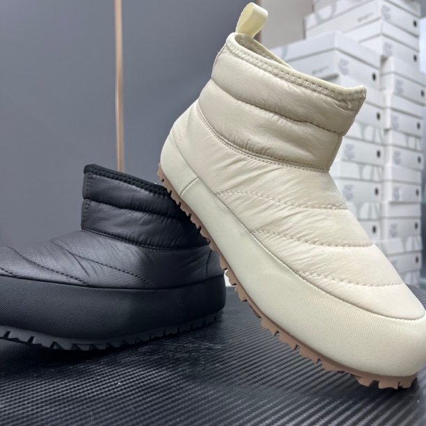 防水加绒一脚蹬雪地靴(拍大一码)5134