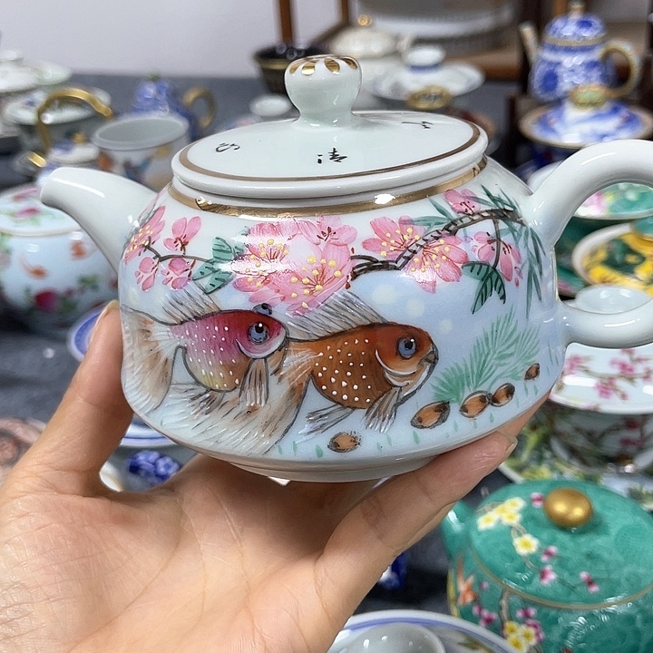 摆件景德镇陶瓷、景德镇陶瓷协会