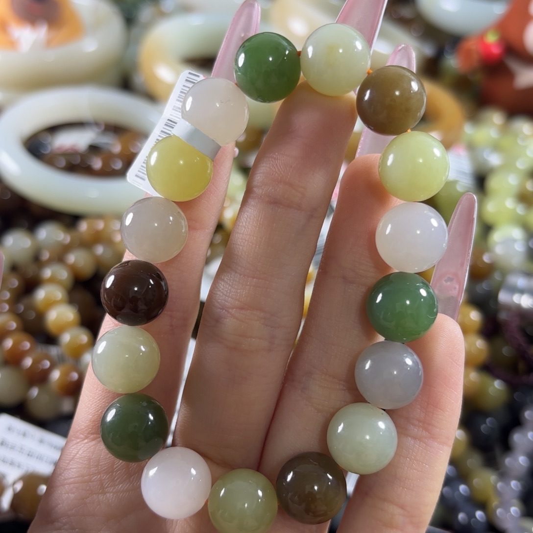 和田玉未镶嵌手链