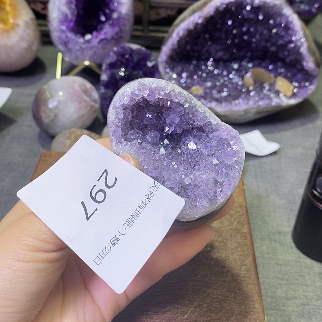 紫晶未镶嵌珠宝半成品