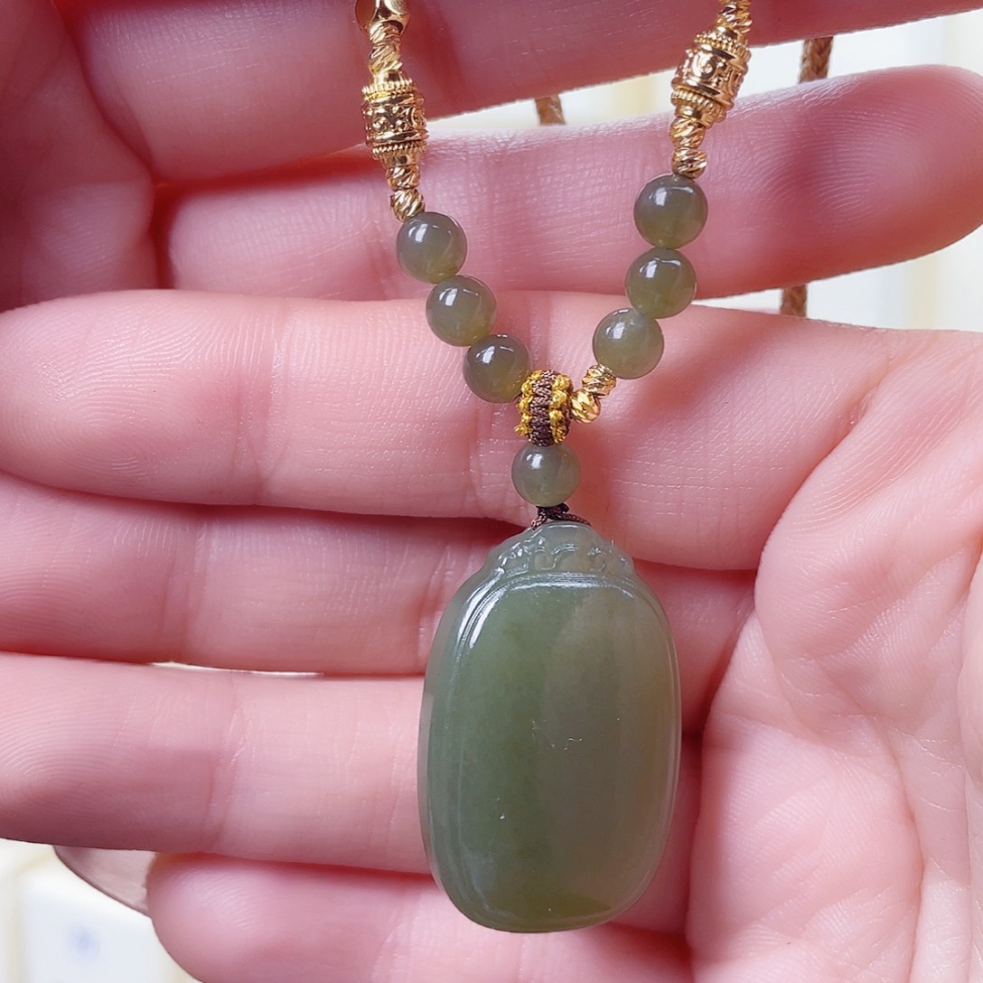 和田玉银S925镀金镶嵌颈饰