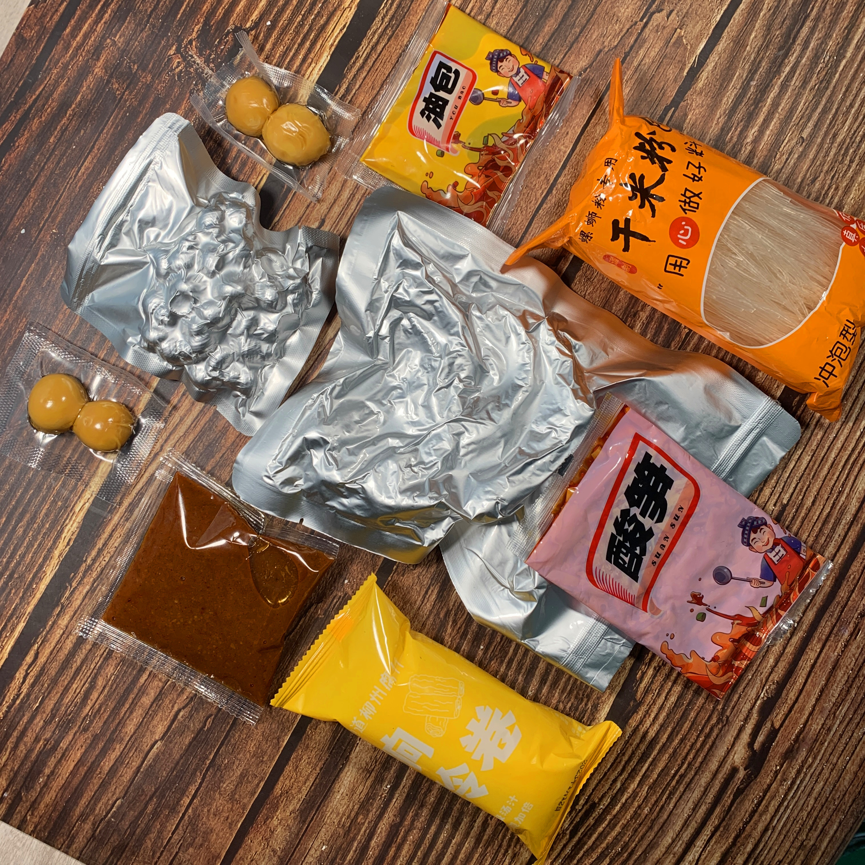 广西螺蛳鸭脚煲加粉丝加热即食700克螺蛳粉风味 田螺鸭脚螺蛳煲