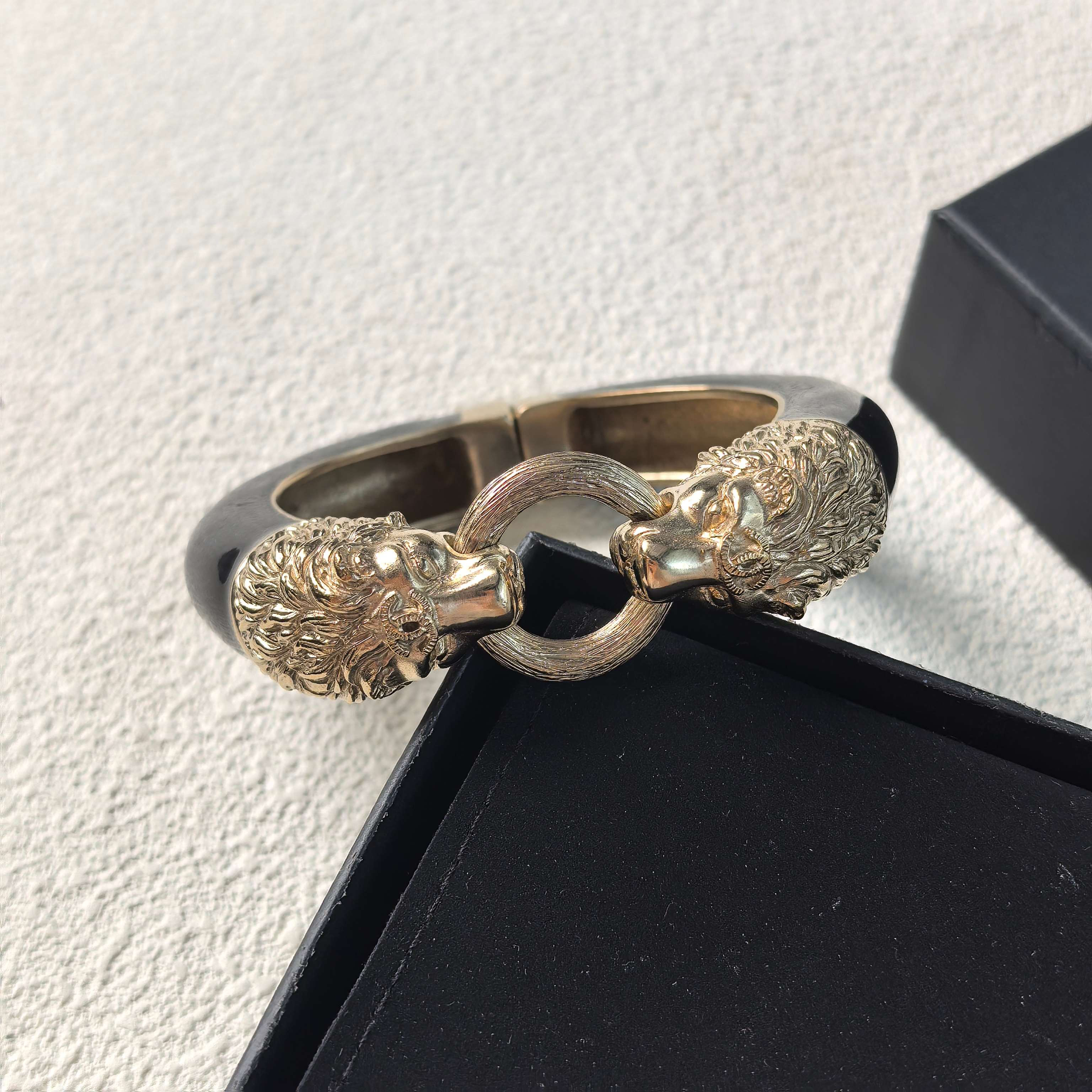 95新 Chanel/香奈儿 泡泡中古 Chanel 黑金珐琅双狮手镯