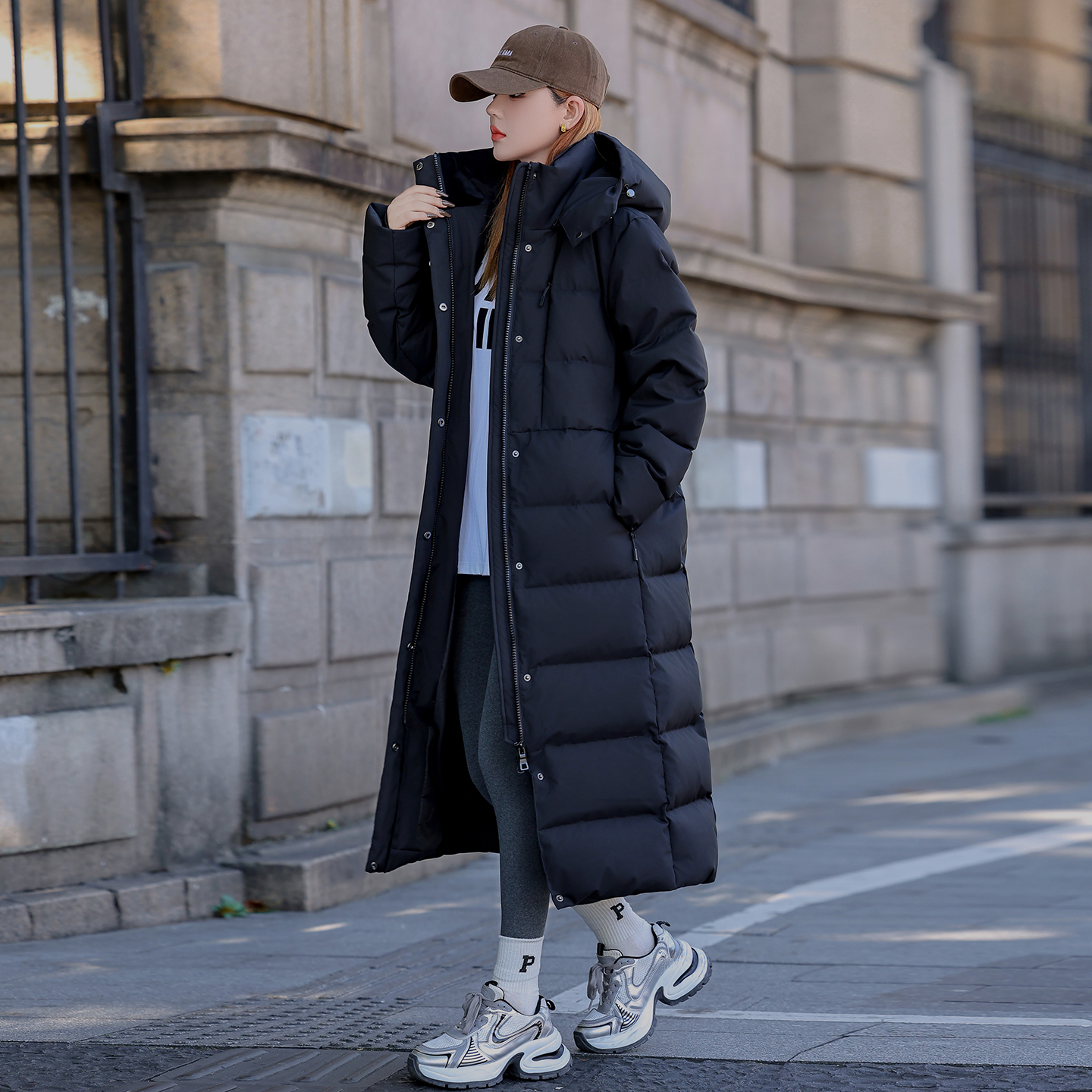 468克95%白鸭绒【极寒专用】2025冬季东北超长过膝宽松超厚保暖外套