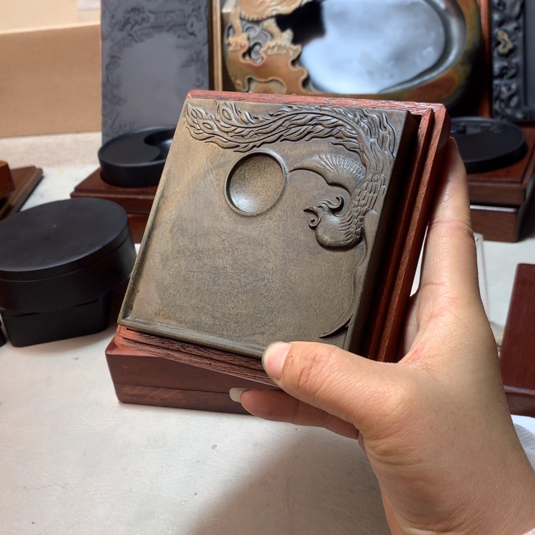 开***塘黄鱼子带香樟木盒的