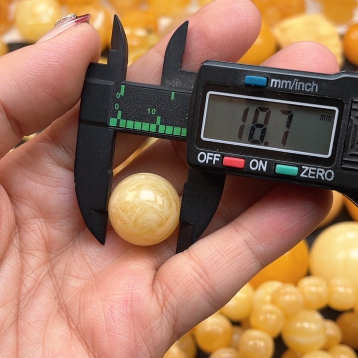 蜜蜡裸石未镶嵌蜜蜡珠子