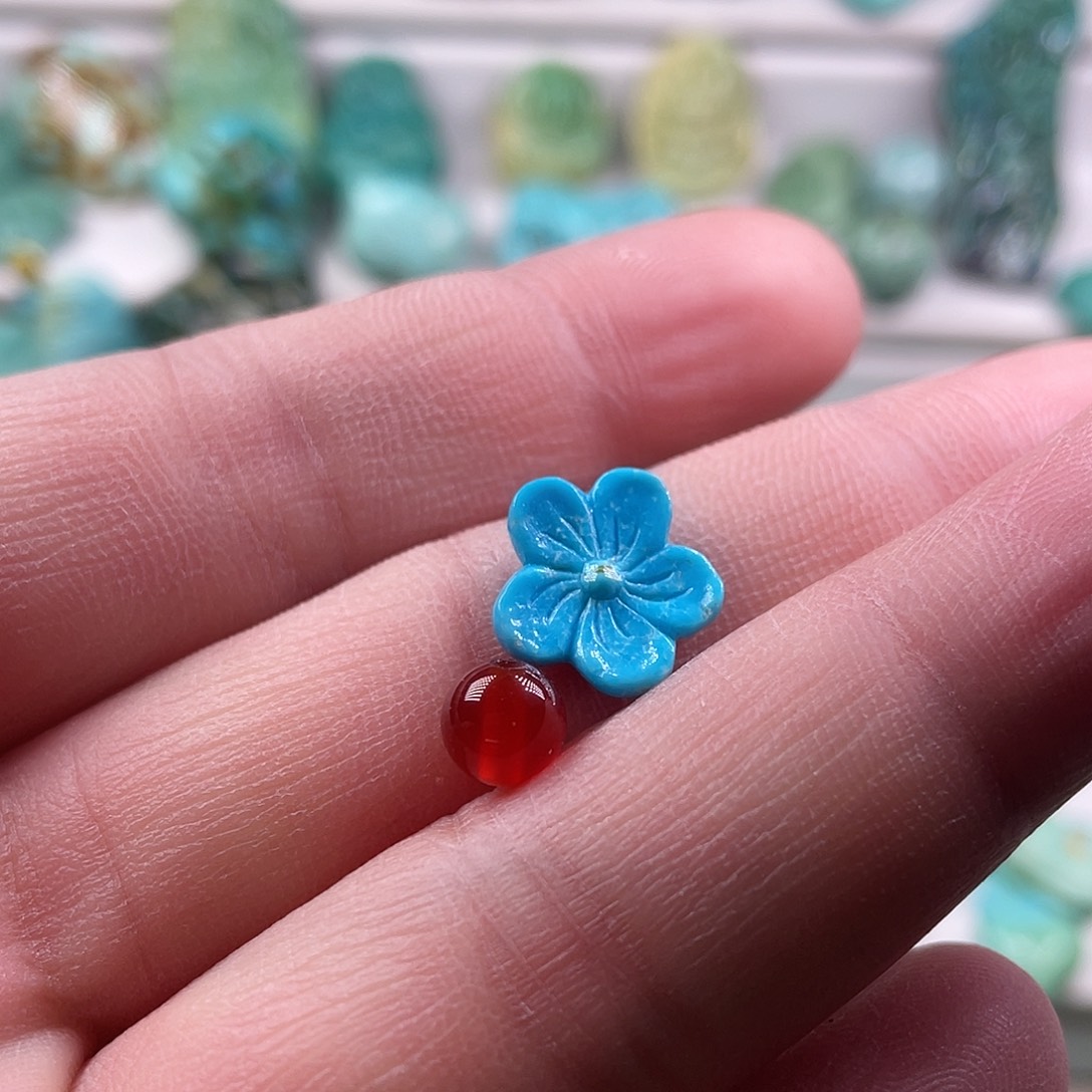 南红玛瑙未镶嵌颈饰