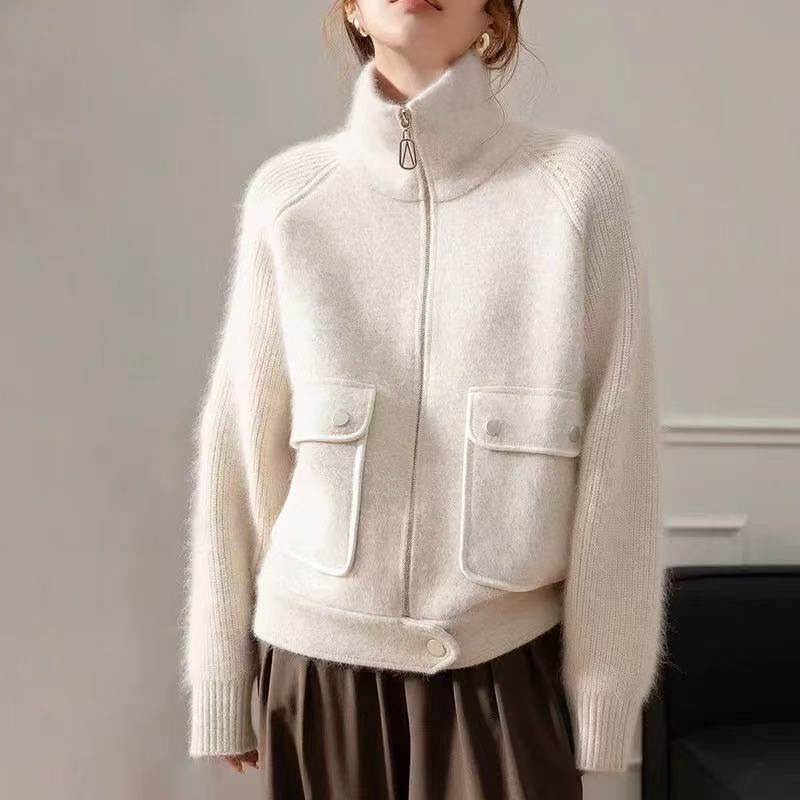 【运费补贴】口袋拉链米白色显瘦百搭毛衣秋冬宽松高领针织开衫女