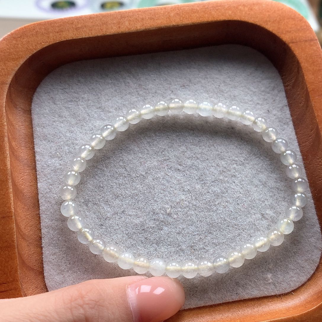 空***乄翡翠未镶嵌手串白冰4.4
