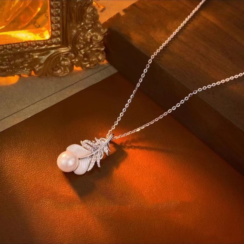 铜合金仿珍珠项链 贝母珍珠羽毛项链耳环女独特耳钉高级感耳饰