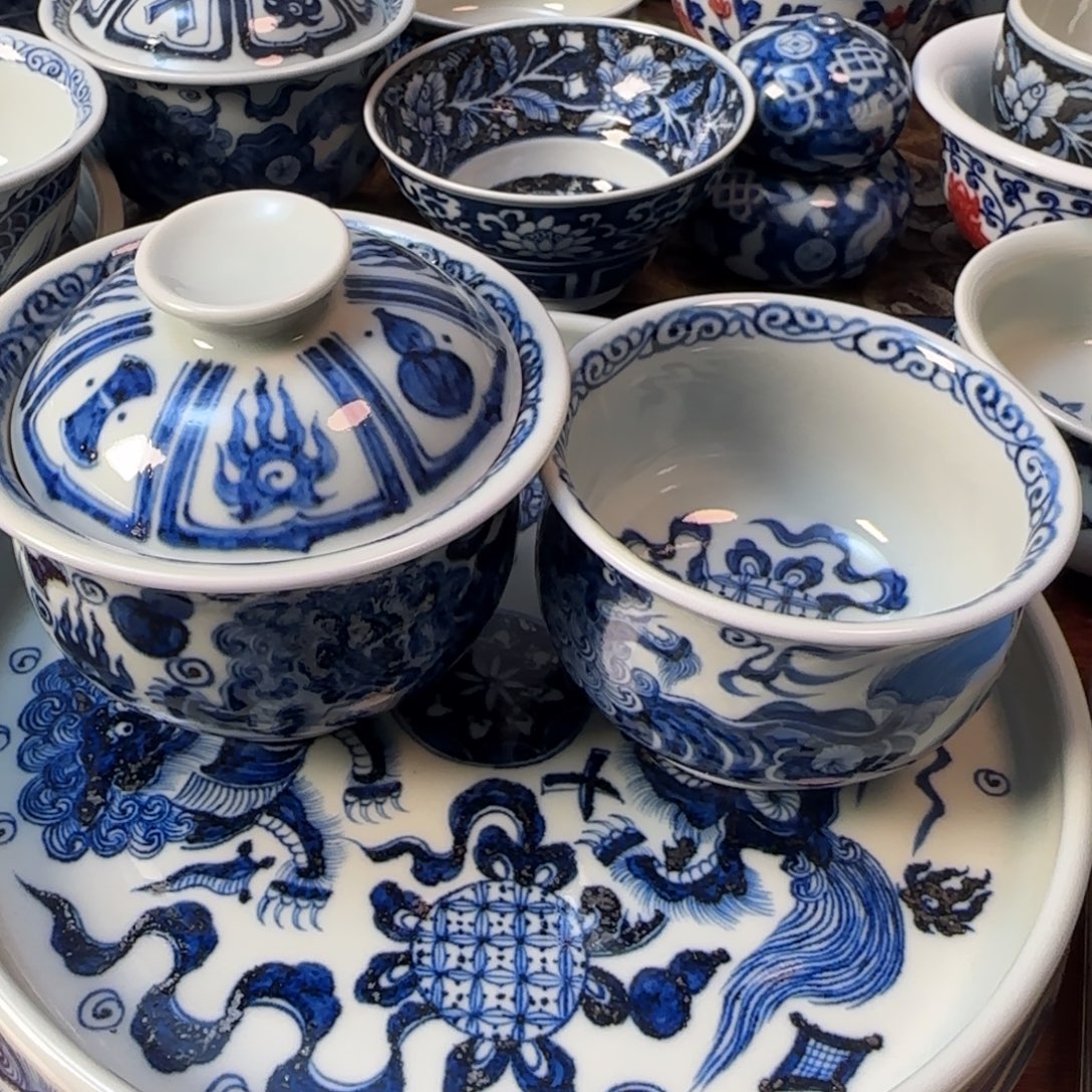 狮子仿元青花手工手绘