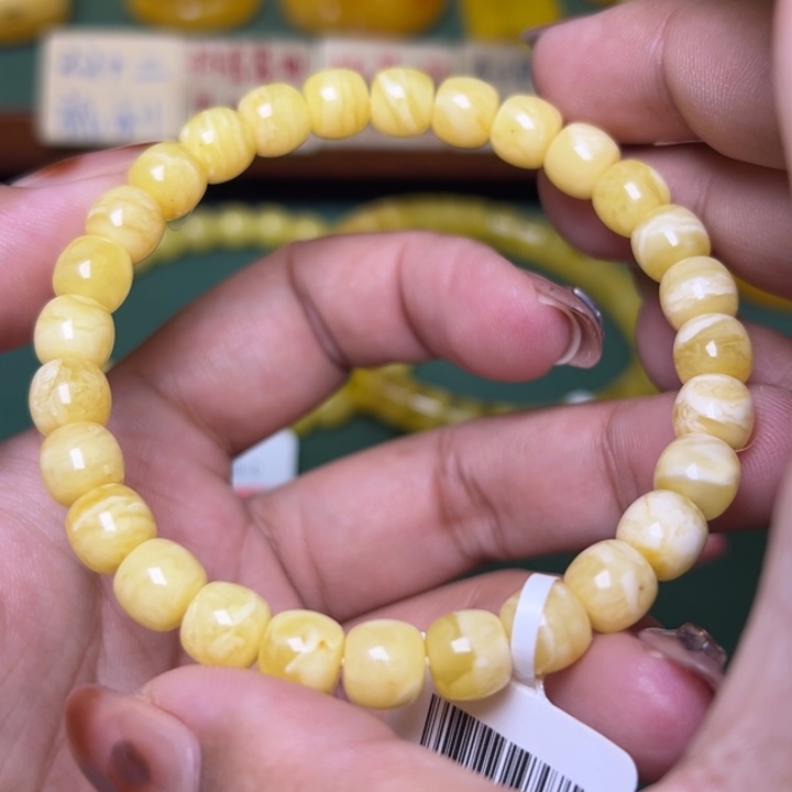 蜜蜡未镶嵌珠宝奇石