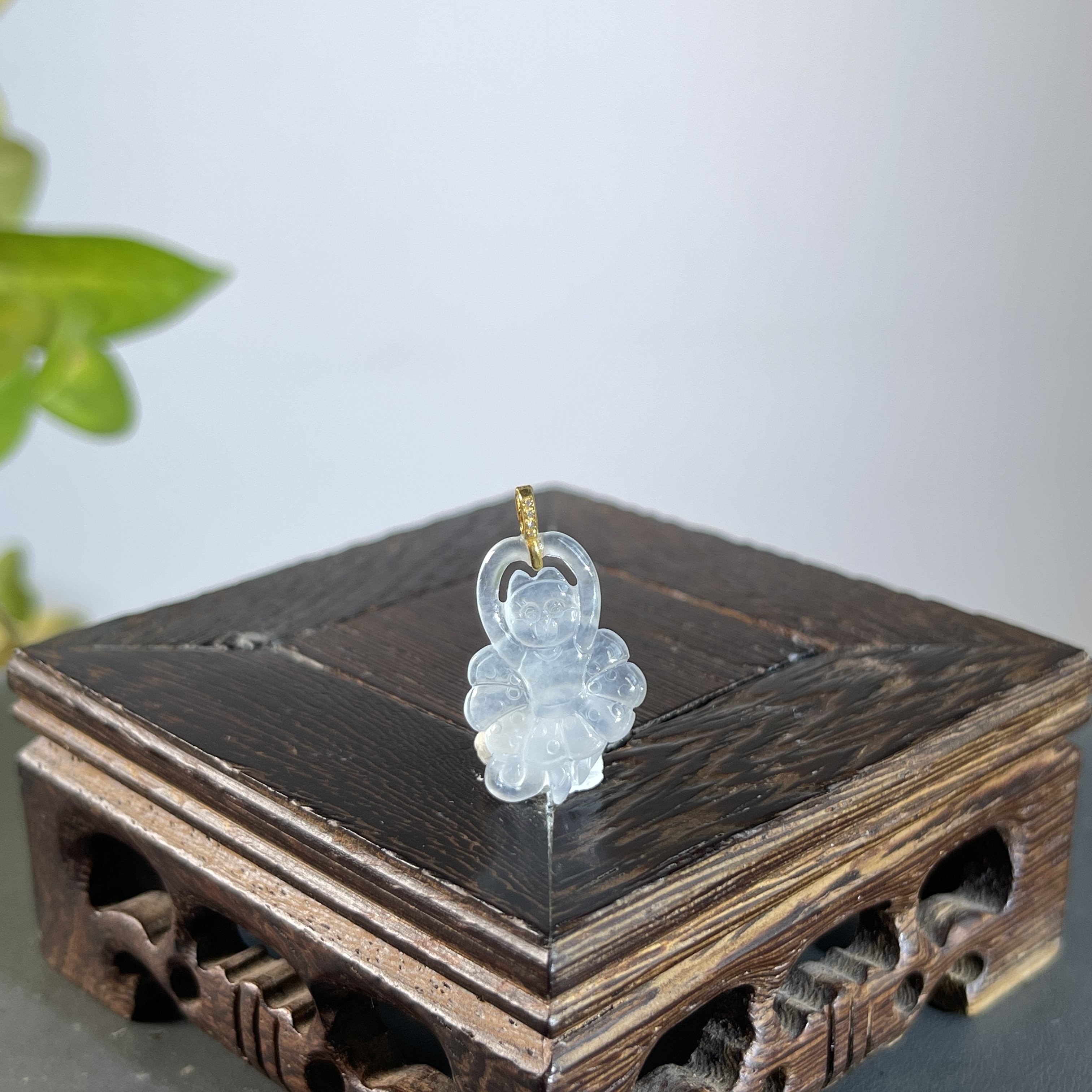 JXZC13-69 天然缅甸A货翡翠 18K扣头吊坠