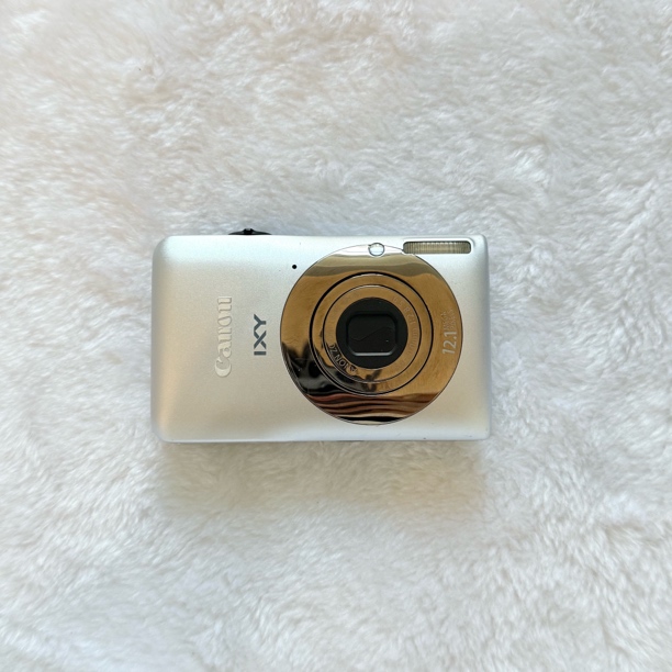 95新 Canon/佳能 IXUS105银色1210w像素热门柔白